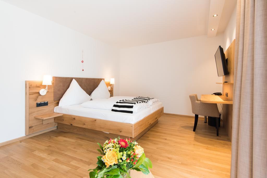 Hotel & Gasthaus Loewen Waldkirch Extérieur photo