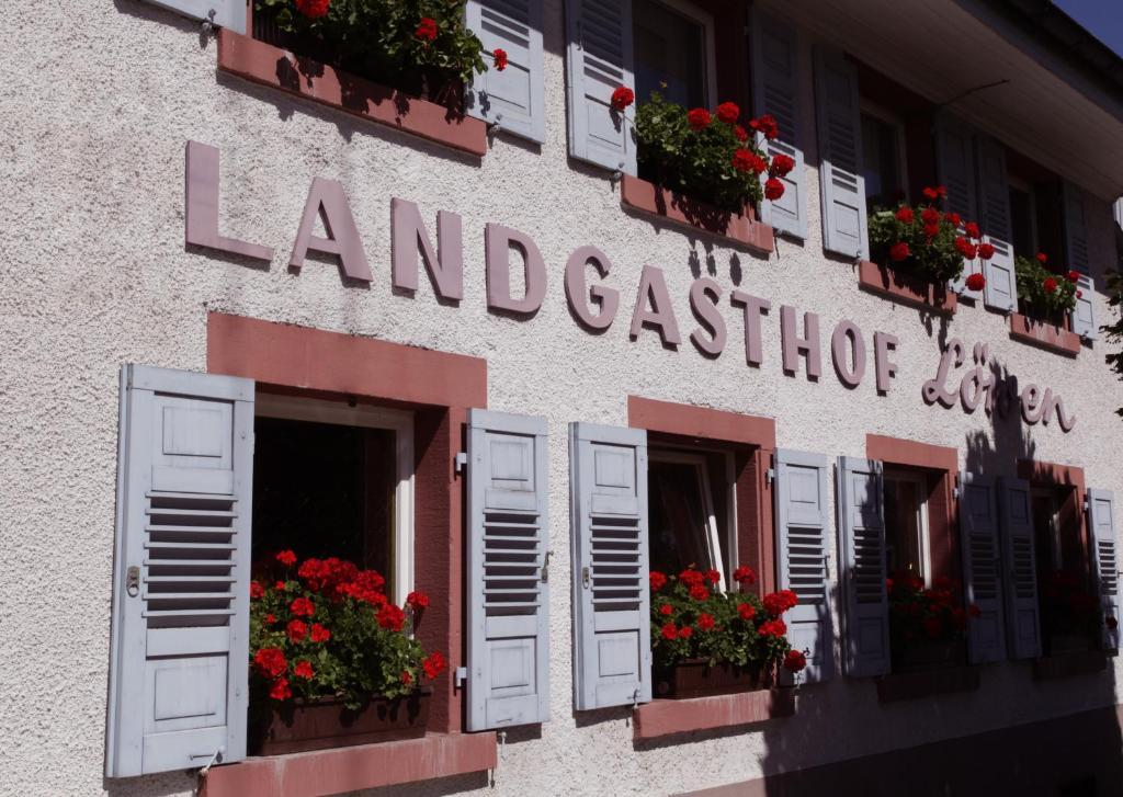 Hotel & Gasthaus Loewen Waldkirch Extérieur photo